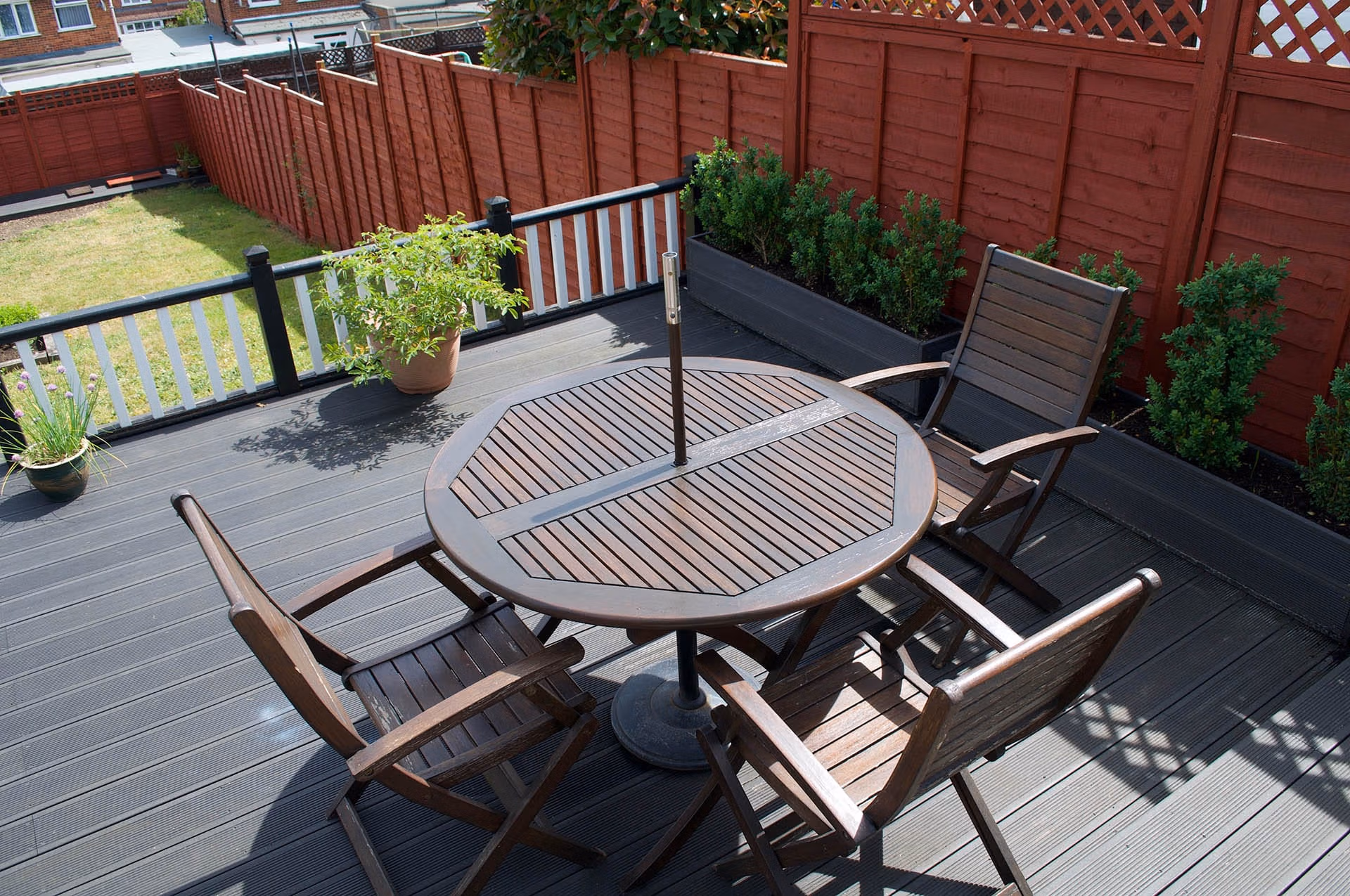 Composite Decking - composites alternatives